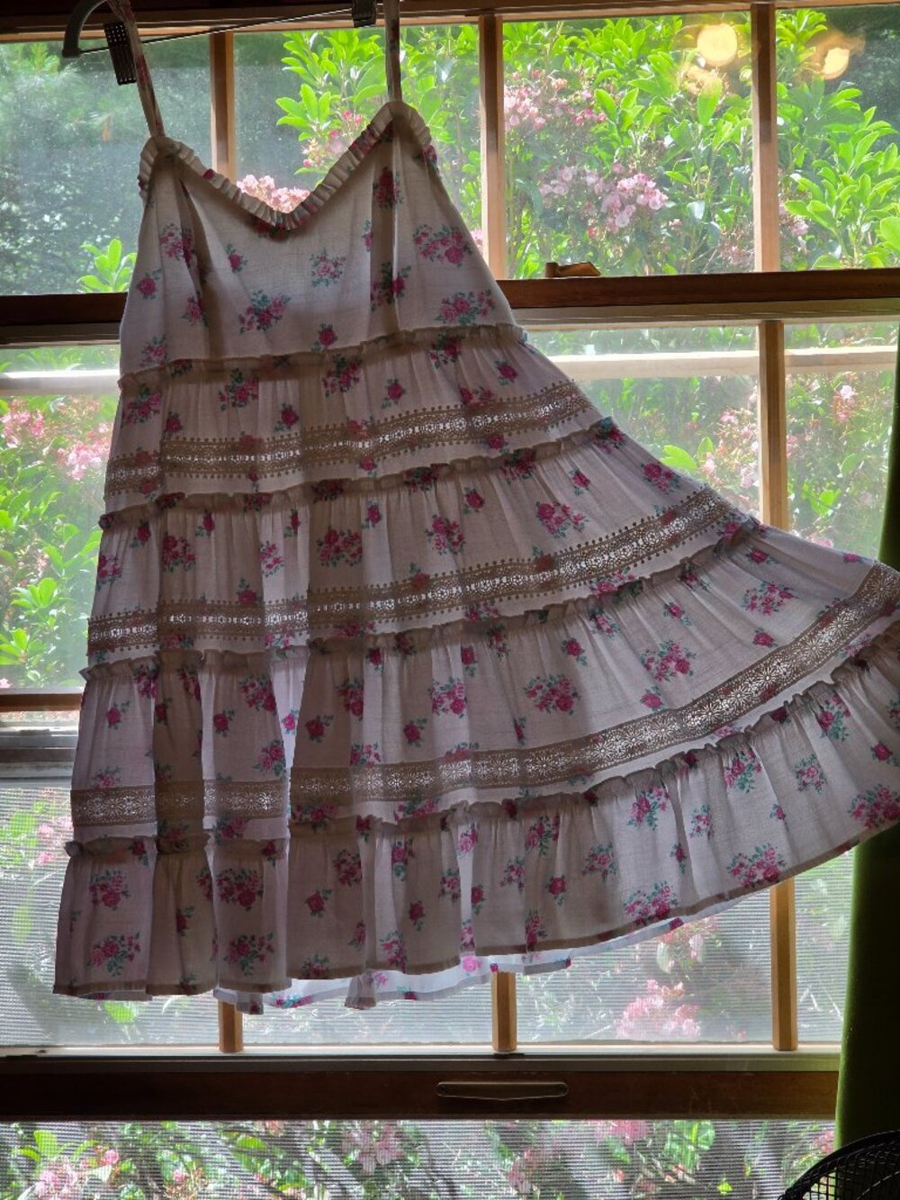 Floral White and Pink Tiered Sundress with Lace Trim - Picture 6 of 6